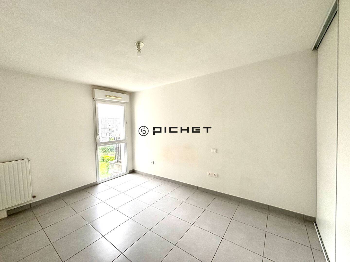 Image #12359 - 3