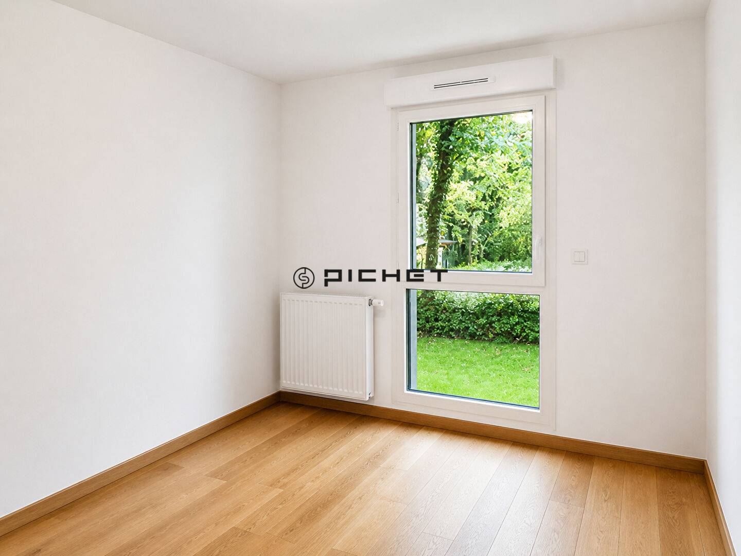 Image #11704 - 4