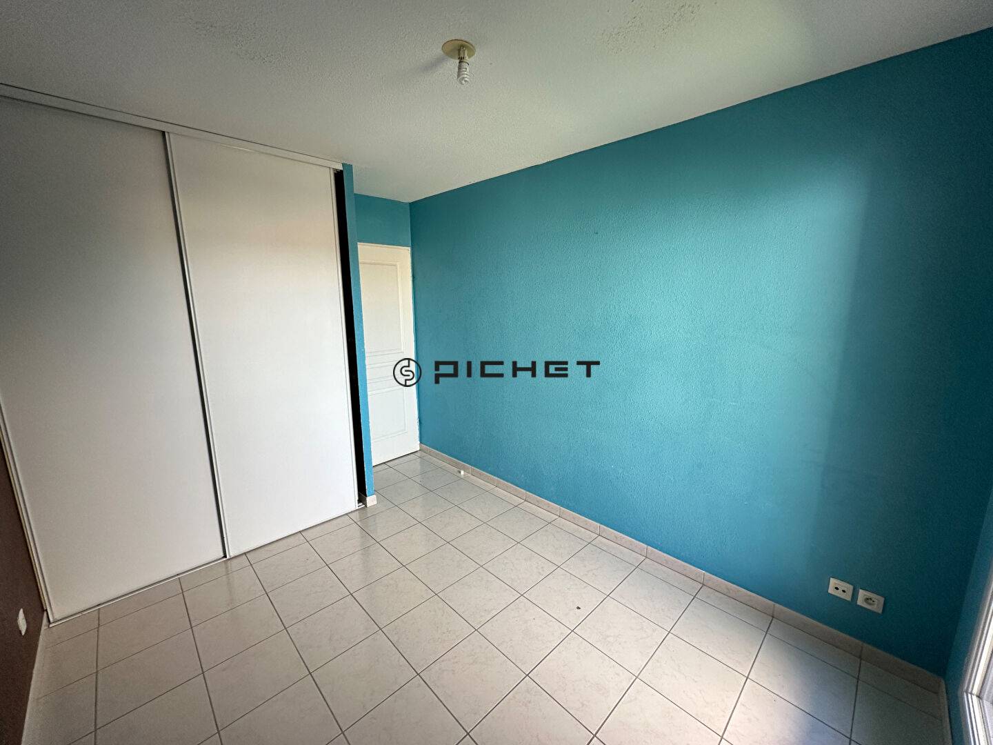Image #14810 - 4
