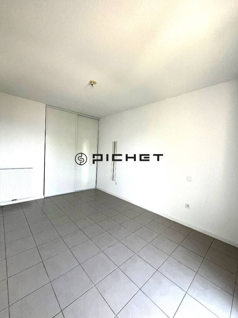 Image #16409 - 3