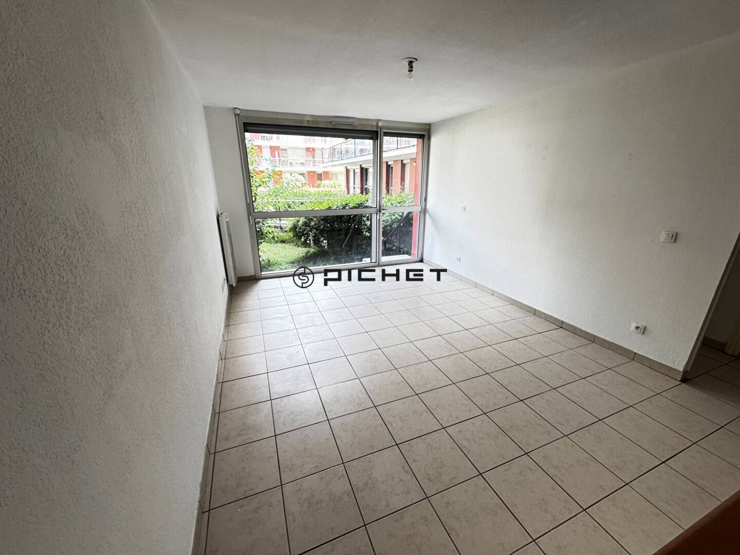 Image #16103 - 2