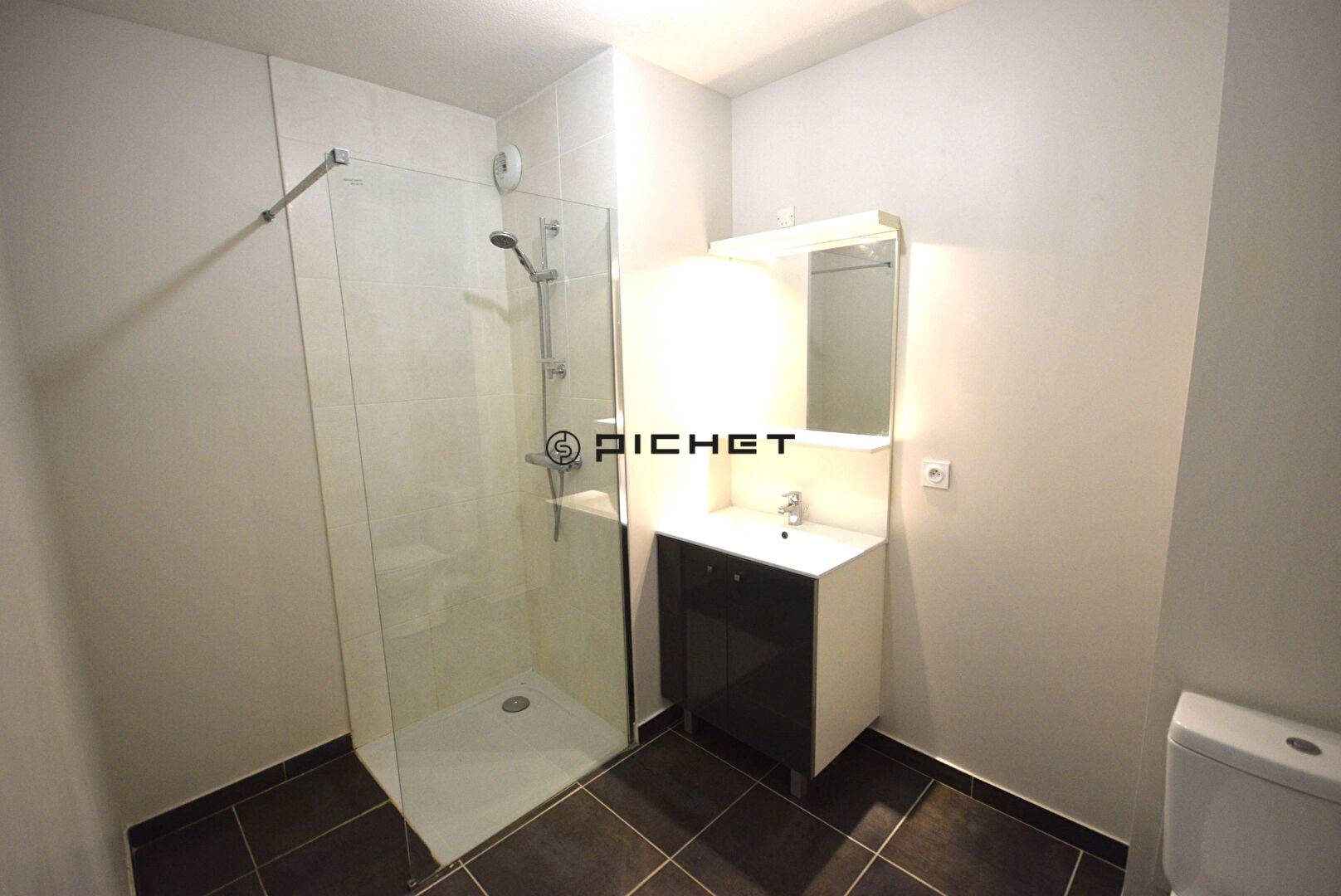 Image #15042 - 2