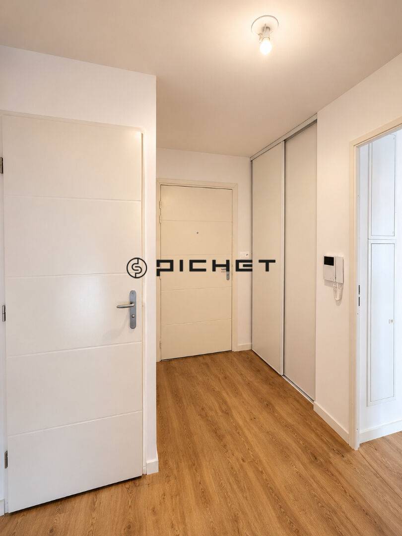 Image #12143 - 0