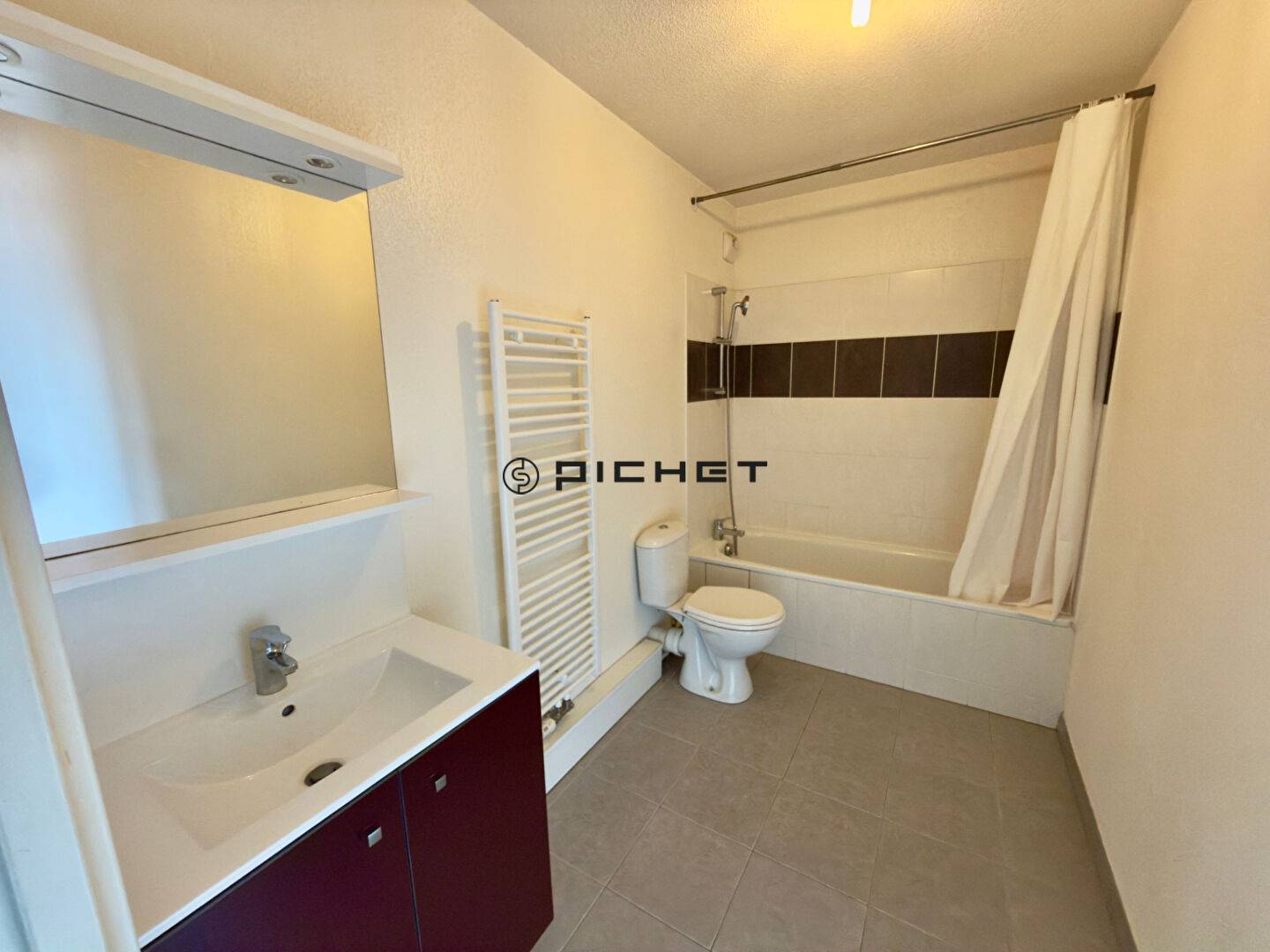 Image #16021 - 3