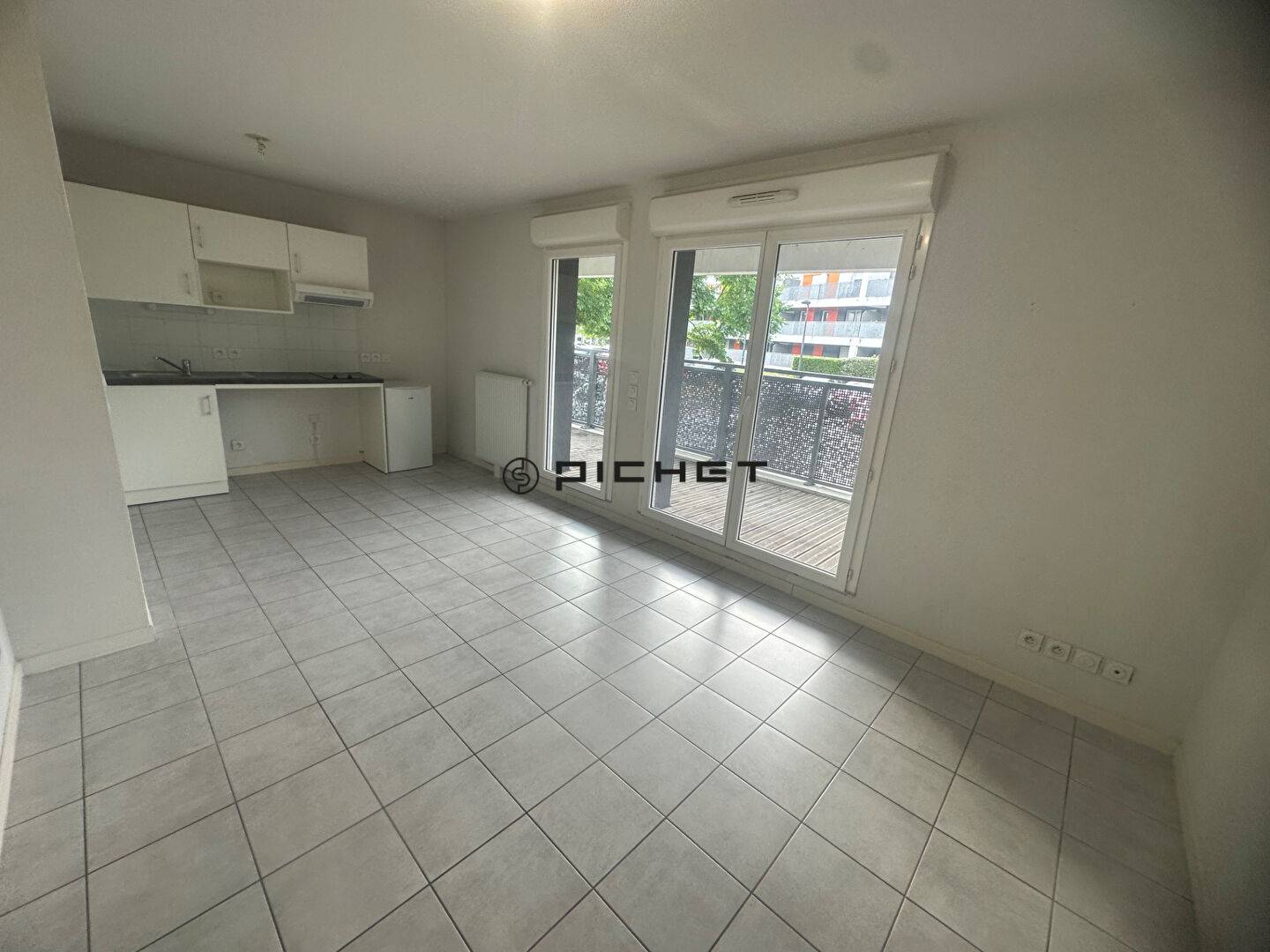 Image #16941 - 0
