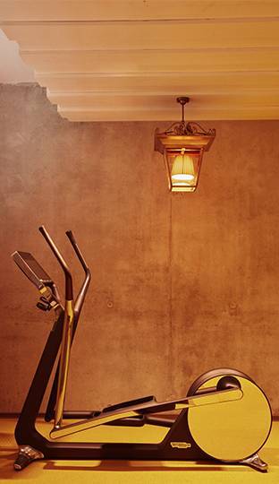 L'espace Fitness du spa vous permettra de vous dépenser avant de vous détendre grâce à des soins experts.