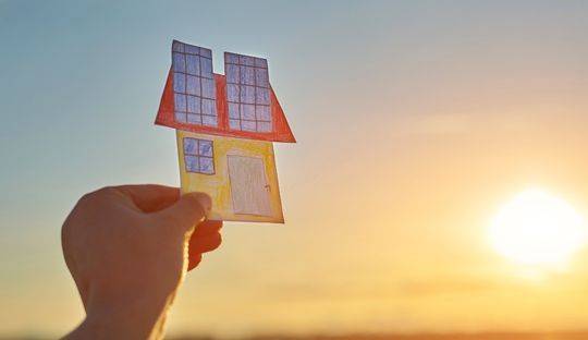 Les panneaux photovoltaïques, énergie renouvelable, dans le cadre de la RE 2020.
